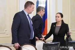 Свердловские министерства приступили к дележу функций. Это — приговор одному из ведомств