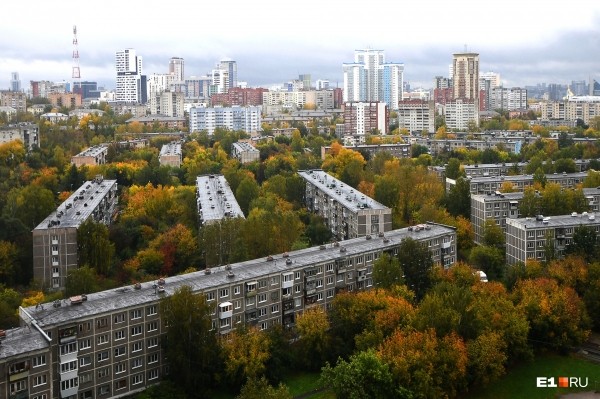 Битва за тепло: екатеринбуржцам приходится обивать пороги и обрывать телефоны коммунальных служб Битва за тепло: екатеринбуржцам приходится обивать пороги и обрывать телефоны коммунальных служб