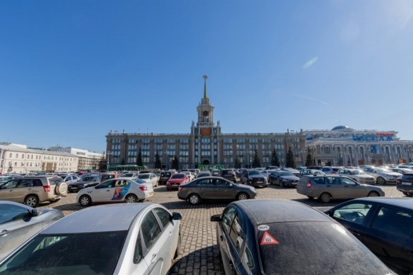 Главная парковка города станет сценой