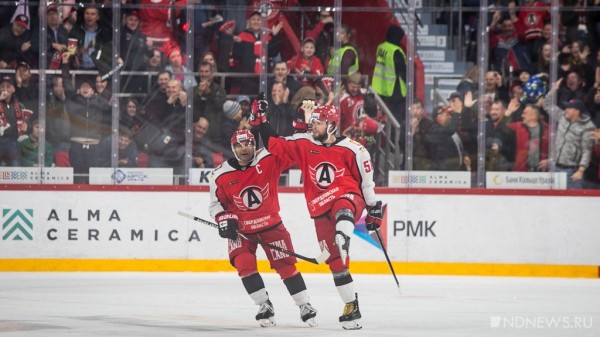 «Автомобилист» одержал четвертую победу подряд и возглавил чемпионат КХЛ «Автомобилист» одержал четвертую победу подряд и возглавил чемпионат КХЛ