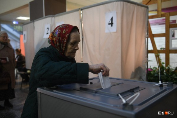 Работа кипит! В мэрии считают голоса по опросу за место под храм святой Екатерины