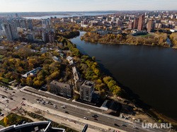 Как екатеринбуржцы решают, где строить храм. ОНЛАЙН-ТРАНСЛЯЦИЯ. ВИДЕО