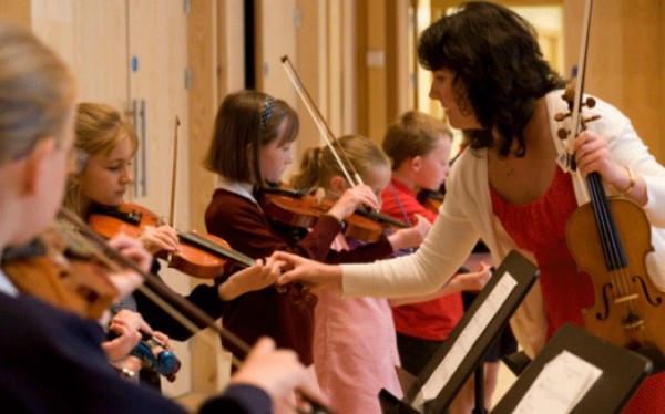 Во славу Екатеринбурга: город чествует педагогов детских школ искусств