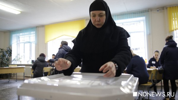 В Екатеринбурге проходит общегородской опрос по выбору площадки под храм Екатерины (онлайн-трансляция)
