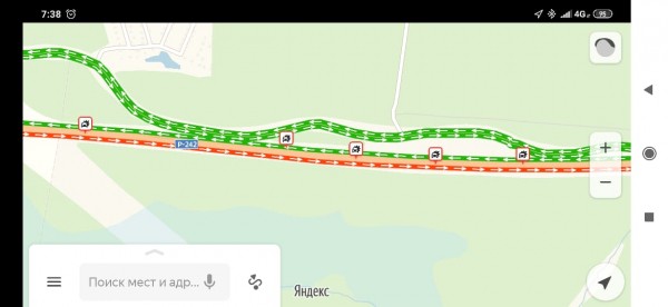 Ледяной апокалипсис: из-за гололеда в Екатеринбурге случились десятки ДТП и не могут сесть самолеты