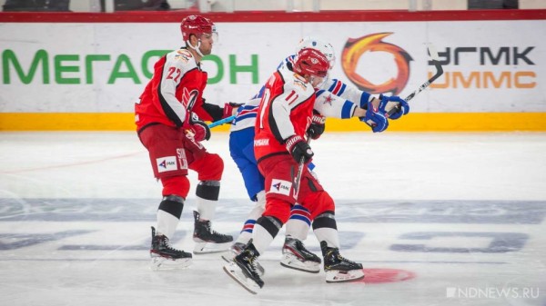 Лже-Боярский, драки и гол в пустые ворота: «Автомобилист» дома разгромил питерский СКА (ФОТО)