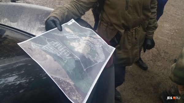 «Стеной проходим территорию, ворошим тряпки»: волонтеры ищут пропавшую Ксению Каторгину