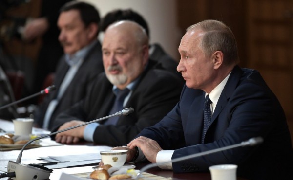 Владимир Путин поддержал борьбу с кинопиратством