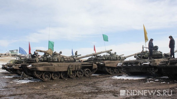 Пальба по мишеням и подрывы в огне: как проходил танковый биатлон на Урале (ФОТО, ВИДЕО)