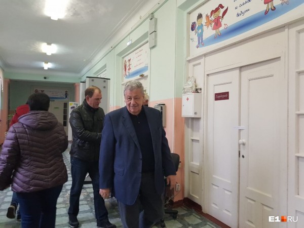 Работа кипит! В мэрии считают голоса по опросу за место под храм святой Екатерины