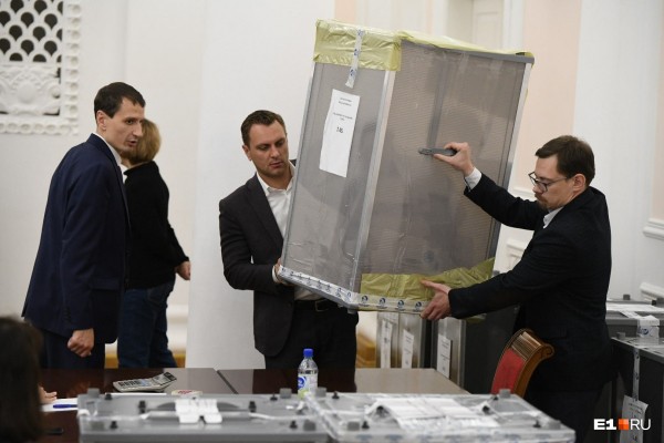 Работа кипит! В мэрии считают голоса по опросу за место под храм святой Екатерины