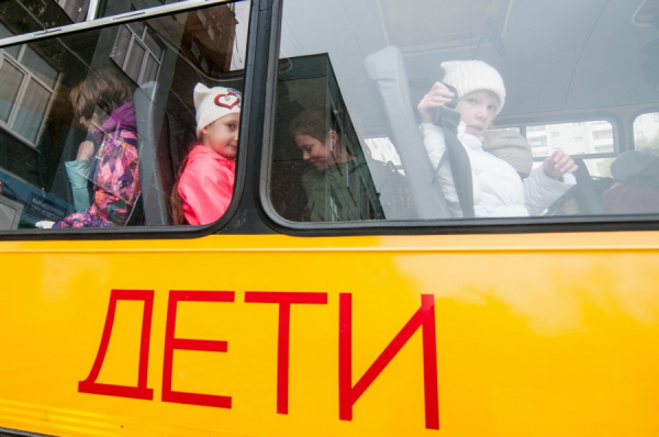 Ремни безопасности станут обязательными при перевозке детей в автобусах в России