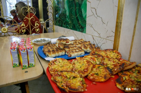 Работа кипит! В мэрии считают голоса по опросу за место под храм святой Екатерины