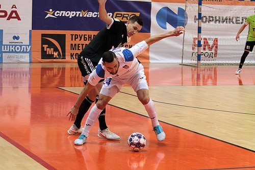 Мини-футбол: «Синара» победила «Газпром-Югру»