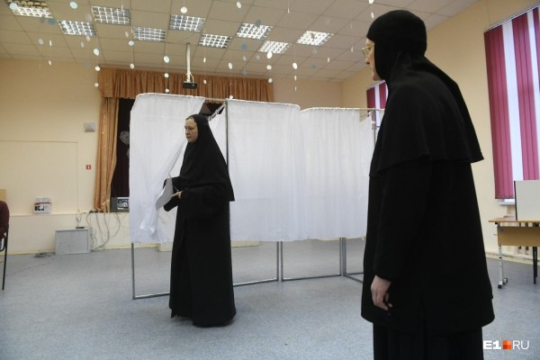 Работа кипит! В мэрии считают голоса по опросу за место под храм святой Екатерины