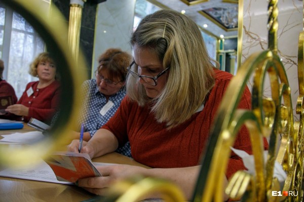 Работа кипит! В мэрии считают голоса по опросу за место под храм святой Екатерины