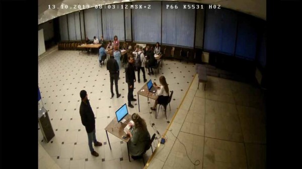 В Екатеринбурге проходит общегородской опрос по выбору площадки под храм Екатерины (онлайн-трансляция)