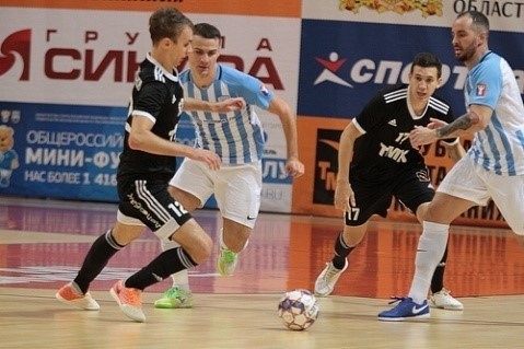 Мини-футбол: &laquo;Синара&raquo; в первом матче победила &laquo;Норильский никель&raquo;