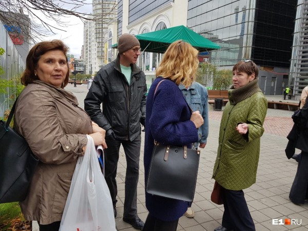 Работа кипит! В мэрии считают голоса по опросу за место под храм святой Екатерины