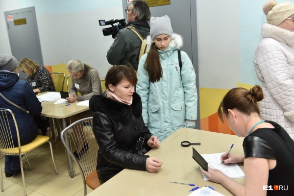 Работа кипит! В мэрии считают голоса по опросу за место под храм святой Екатерины