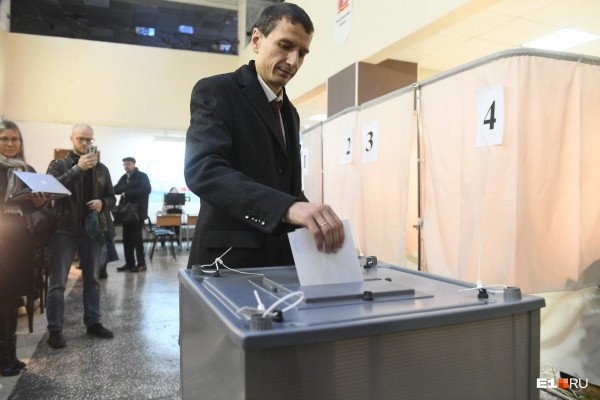 Работа кипит! В мэрии считают голоса по опросу за место под храм святой Екатерины