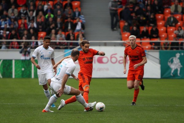 Футбол: &laquo;Урал&raquo; уступил &laquo;Зениту&raquo;