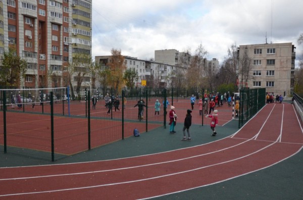 Спорт в массы: Екатеринбург прирастает новыми многофункциональными площадками Спорт в массы: Екатеринбург прирастает новыми многофункциональными площадками