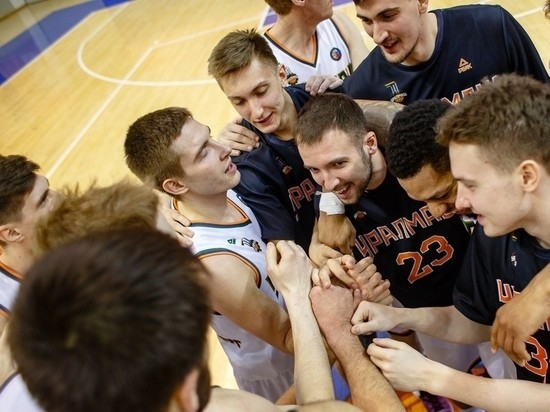 «Уралмаш» выиграл вторую игру подряд