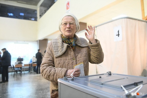 Работа кипит! В мэрии считают голоса по опросу за место под храм святой Екатерины