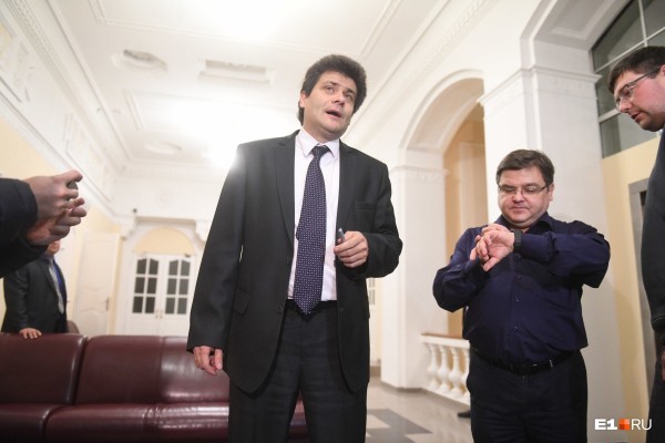 Работа кипит! В мэрии считают голоса по опросу за место под храм святой Екатерины