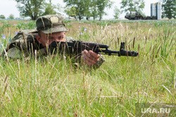 Солдат расстрелял сослуживцев, почему замедлится развитие городов РФ, массовое отравление в Тюменской области. Главное за неделю — в подборке «URA.RU»