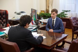 Александр Высокинский встретился с победителем конкурса «Команда Урала» Александр Высокинский встретился с победителем конкурса «Команда Урала»