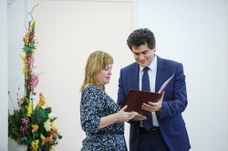 Городские власти поздравили работников АПК уральской столицы Городские власти поздравили работников АПК уральской столицы