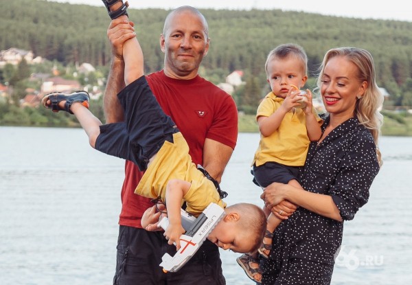 Один ребенок и не хватает времени? Рожайте второго. Советы по выживанию от участниц «Миссис Екатеринбург» Один ребенок и не хватает времени? Рожайте второго. Советы по выживанию от участниц «Миссис Екатеринбург»