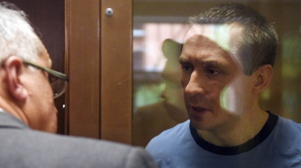 КС разрешил конфисковывать подозрительное имущество у знакомых коррупционеров. К чему это приведет