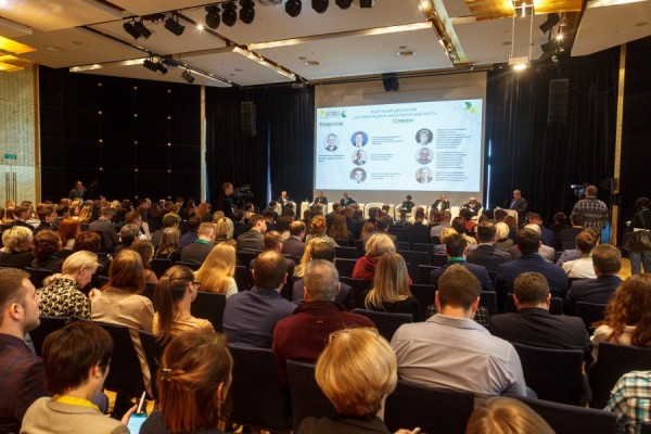 Агломерация Екатеринбурга притягивает население городов-спутников