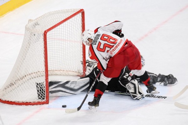 “Автомобилист” в 11-й раз подряд выигрывает уральское дерби