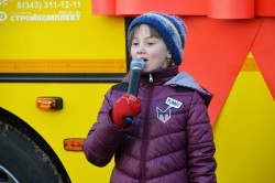 Школьники посёлка Садовый будут ездить на занятия на новом автобусе