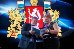 Городские власти поздравили дорожных и транспортных работников