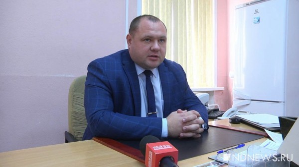 &laquo;Через крышу к нам в квартиру падают голуби&raquo; &ndash; жителям аварийных домов придется подождать расселения еще пару лет (ФОТО, ВИДЕО)