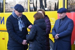 Школьники посёлка Садовый будут ездить на занятия на новом автобусе