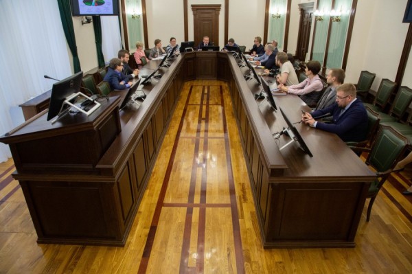 Власти Екатеринбурга приступили к обсуждению проекта бюджета города