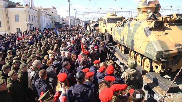 «Джихад-мобиль», изъятый в Сирии, приехал в Екатеринбург (ФОТО, ВИДЕО) «Джихад-мобиль», изъятый в Сирии, приехал в Екатеринбург (ФОТО, ВИДЕО)