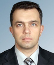 Глава аппарата Мосгордумы, забыв о включенном микрофоне, вслух назвал депутатов &laquo;мудаками&raquo;