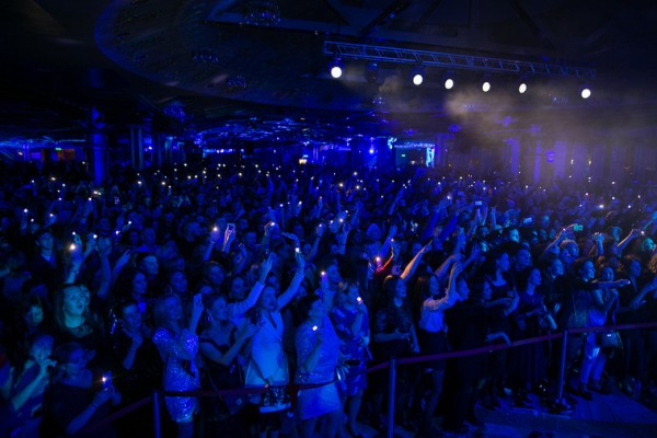 Один из самых больших офисов мира пережил первый корпоратив. Но главная интрига — в шесть раз крупнее. ФОТО Один из самых больших офисов мира пережил первый корпоратив. Но главная интрига — в шесть раз крупнее. ФОТО