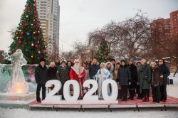 Комиссия оценила безопасность и зрелищность ледовых городков