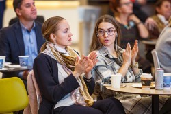 Городские власти помогают местным производителям находить новые рынки сбыта