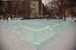 Комиссия оценила безопасность и зрелищность ледовых городков