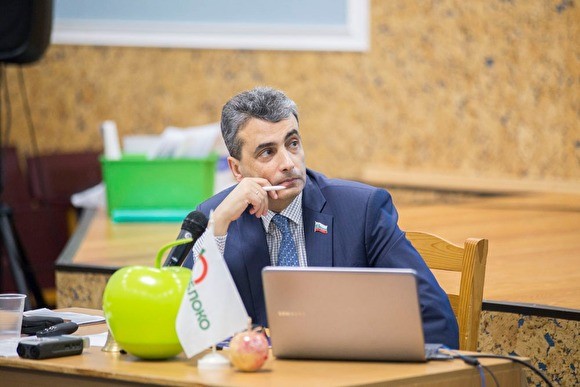 Лев Шлосберг — о судьбе «Яблока», российской оппозиции и следующих выборах