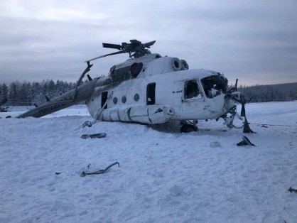 В Ненецком автономной округе совершил аварийную посадку вертолет Ми-8 В Ненецком автономной округе совершил аварийную посадку вертолет Ми-8